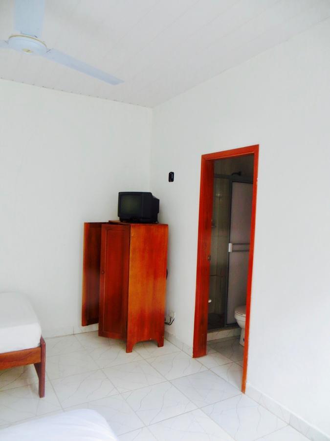 Hotel Heliconias Leticia Exterior foto