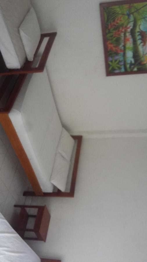 Hotel Heliconias Leticia Exterior foto